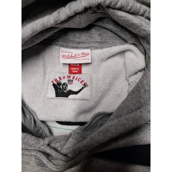 Philadelphia Eagles Mitchell & Ness Hoodie Mens 2XL Throwbacks Retro Logo NFL - Picture 7 of 9